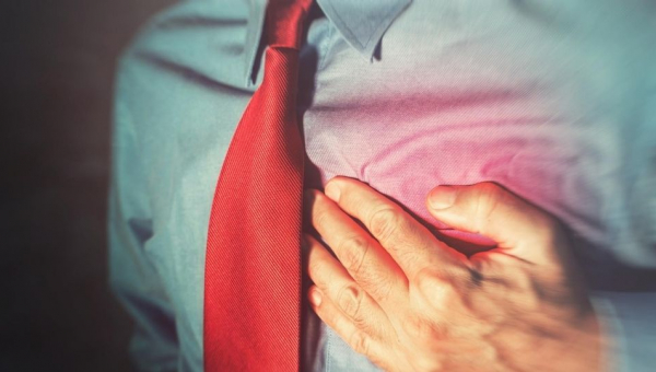 Πόνος στο στήθος - Τι μπορεί να σημαίνει;